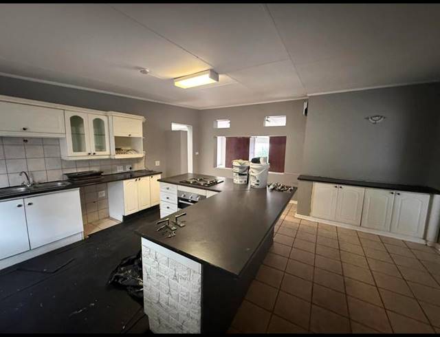 4 BEDROOM PROPERTY TO RENT IN ROOIHUISKRAAL